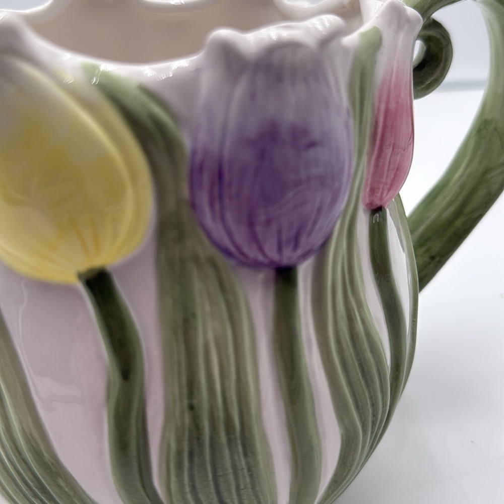 Floral Ceramic Vase with Multicolor Tulip Design - Picture 13 of 16